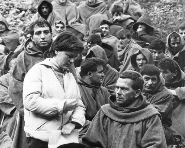 01-05_Liliana Cavani con Gerard Herter - Francesco di Assisi, 1966